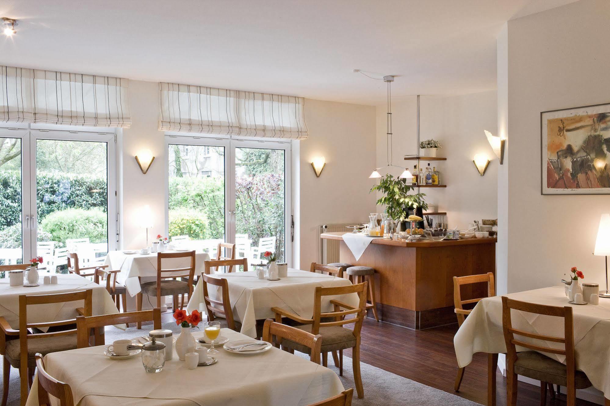 Gartenhotel Luisental Mülheim an der Ruhr Esterno foto