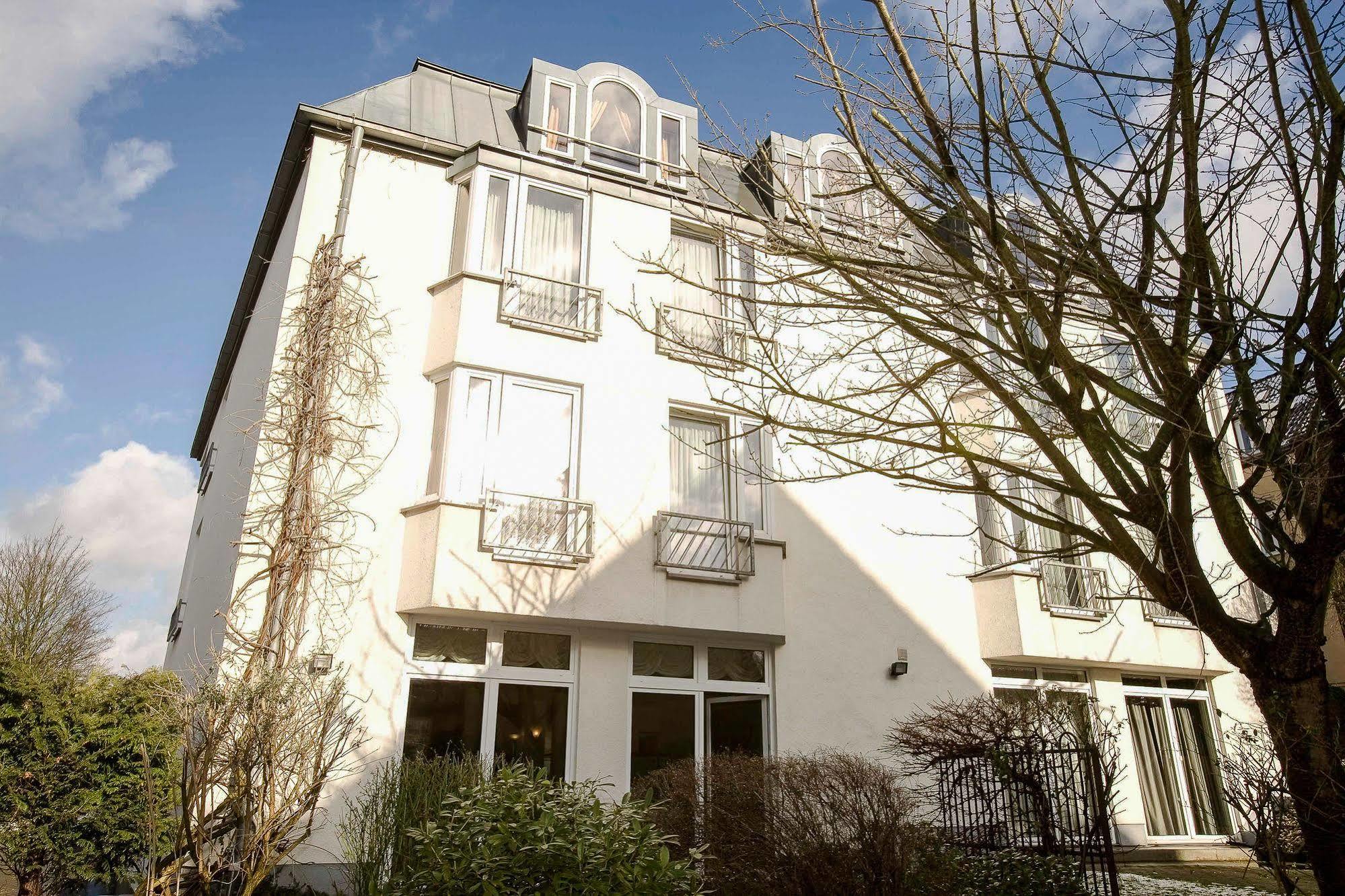 Gartenhotel Luisental Mülheim an der Ruhr Esterno foto